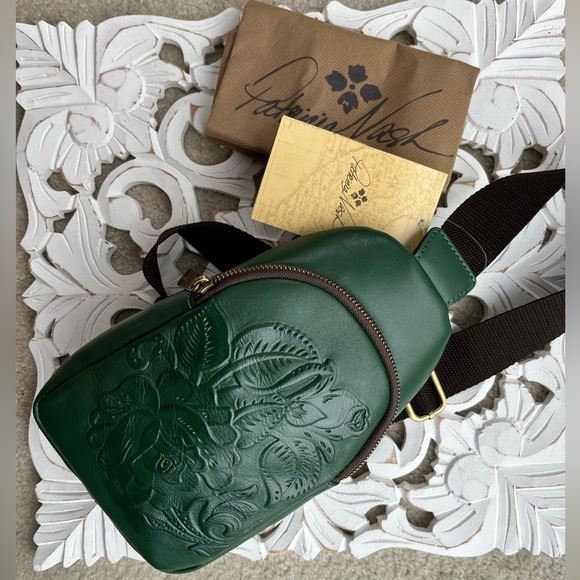 Patricia Nash Marisol tooled leather sling bag NWT - Picture 2 of 11